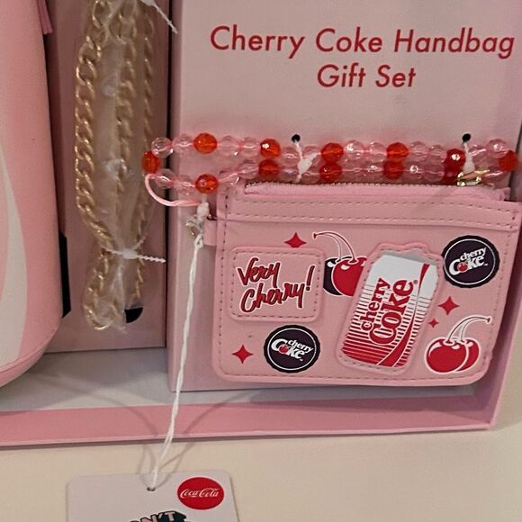 Skinnydip Cherry Coke Can Handbag & Wallet Gift Set Pink/Red NWT Limited Edition - Picture 5 of 6